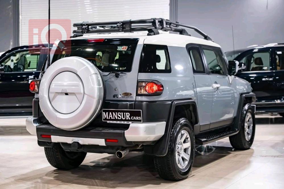 Toyota FJ Cruiser